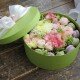 Коробочка с цветами и макарунами"MACARONS"